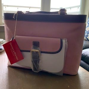 Dooney & Bourke Purse